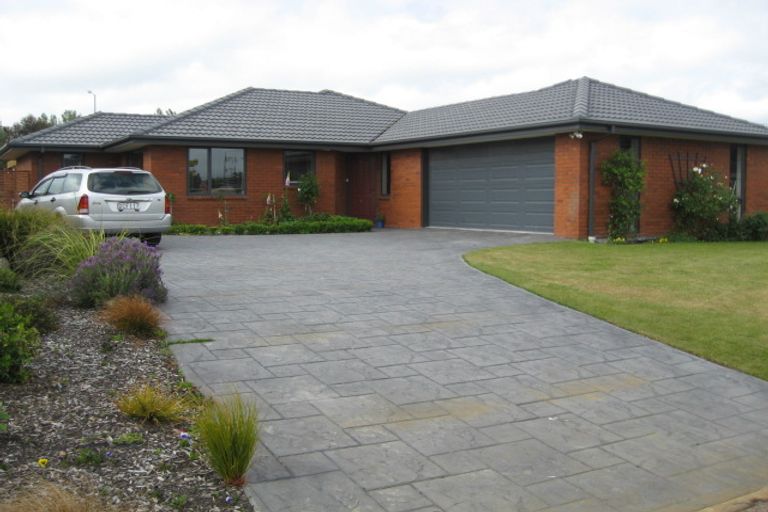 Photo of property in 27 Havana Gardens, Shirley, Christchurch, 8052