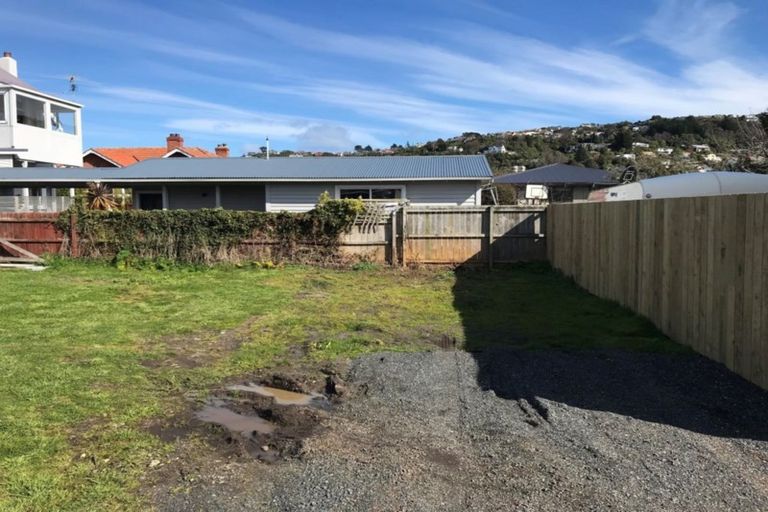 Photo of property in 94a Hargest Crescent, Saint Clair, Dunedin, 9012