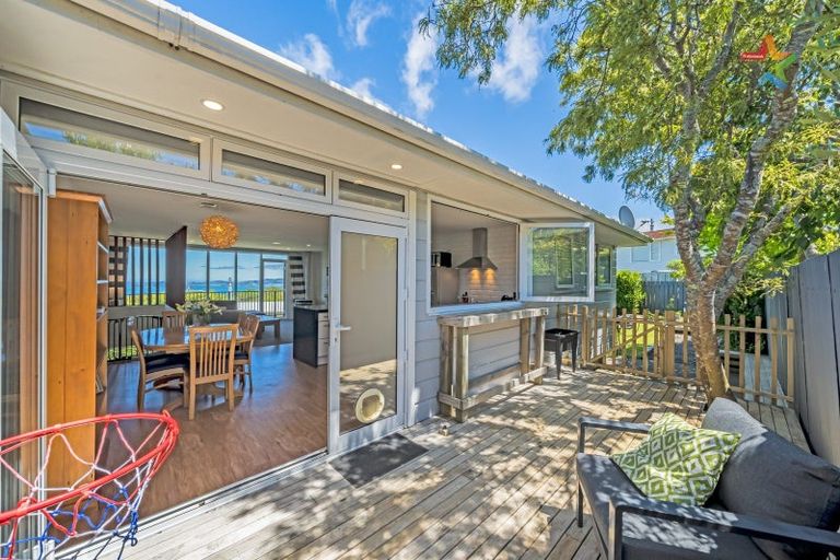 Photo of property in 267b Dowse Drive, Maungaraki, Lower Hutt, 5010