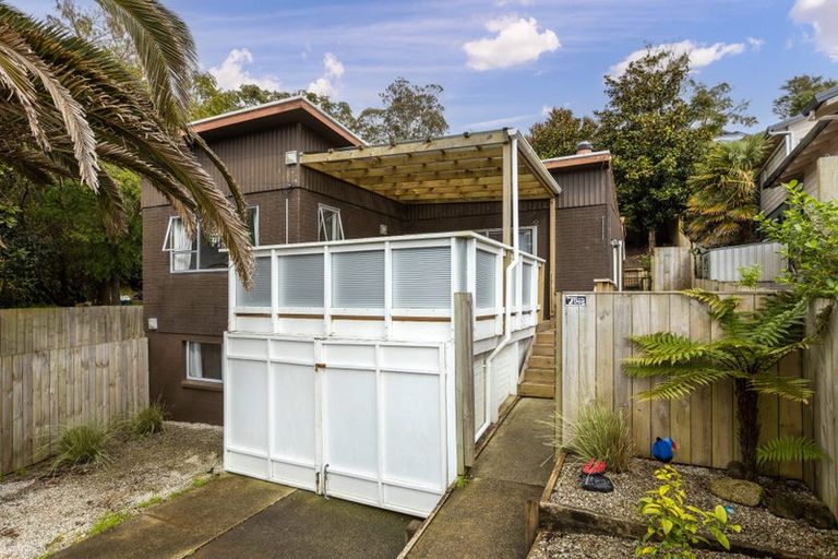 Photo of property in 29 Elliston Crescent, Stanmore Bay, Whangaparaoa, 0932