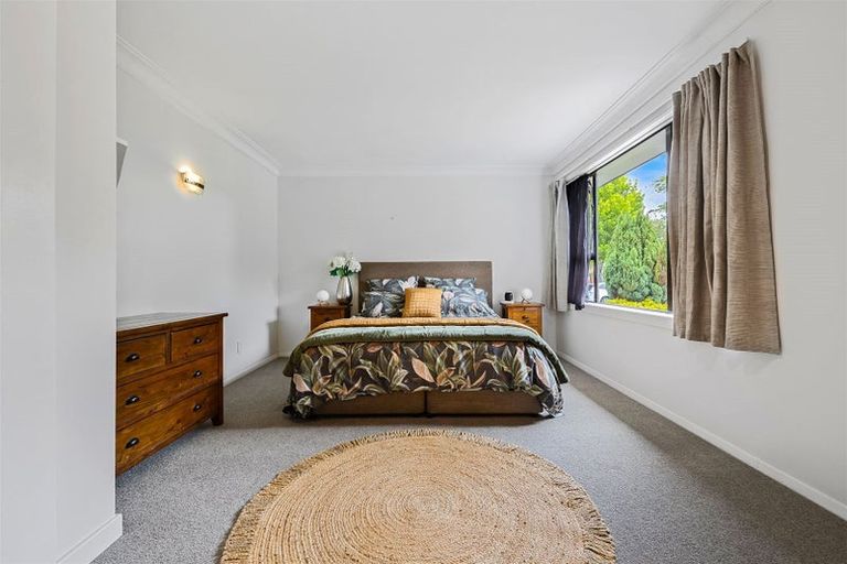 Photo of property in 8 Westburn Terrace, Burnside, Christchurch, 8041