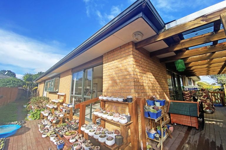 Photo of property in 3 Quartley Place, Huntington Park, Auckland, 2013