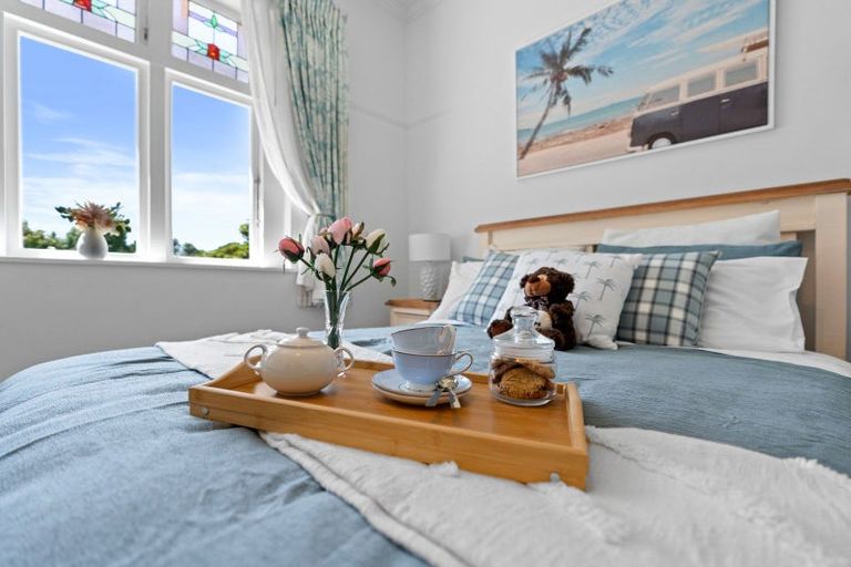 Photo of property in 9 Yule Grove, Greytown, 5712