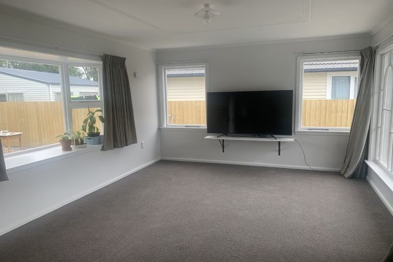 Photo of property in 73 Mooray Avenue, Bishopdale, Christchurch, 8053