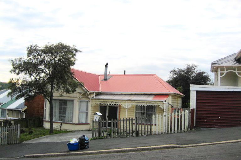 Photo of property in 5 Cole Street, Caversham, Dunedin, 9012