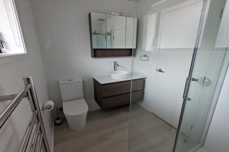 Photo of property in 6a Beach Road, Orewa, 0931