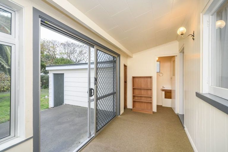 Photo of property in 46 Bridge Street, Bulls, 4818