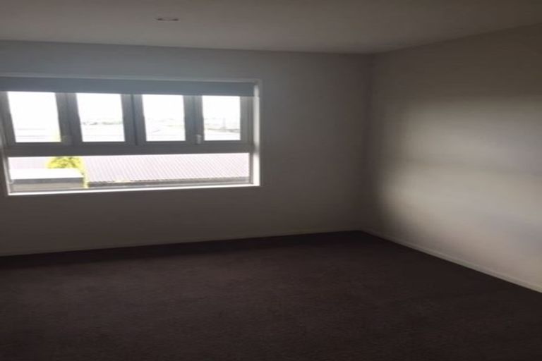 Photo of property in 28 Hakatere Road, Pegasus, 7612