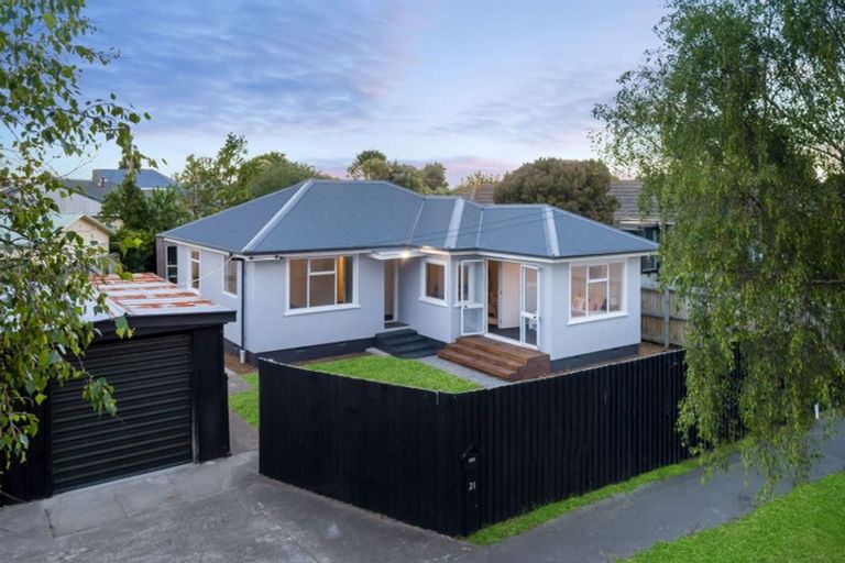 Photo of property in 21 Marriotts Road, North New Brighton, Christchurch, 8083