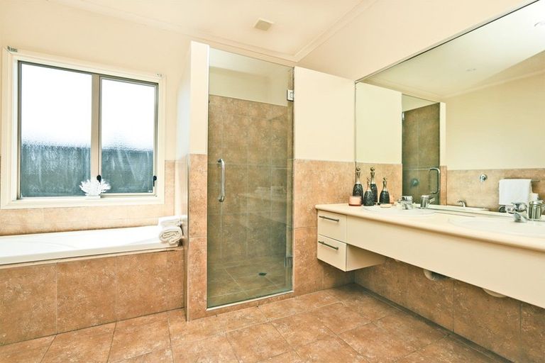 Photo of property in 8 Syrah Place, Greenmeadows, Napier, 4112