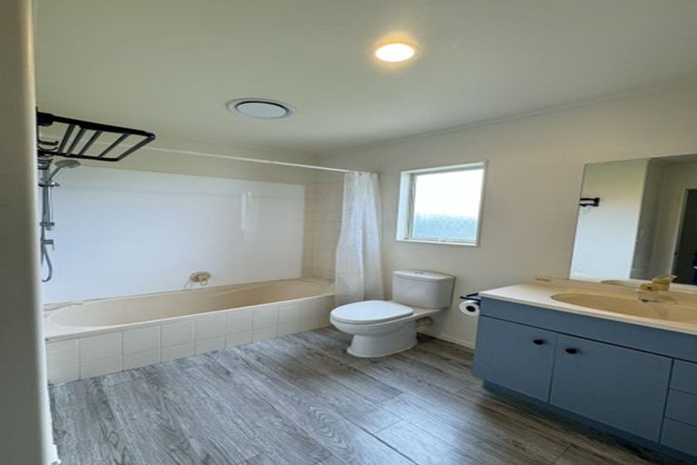 Photo of property in 1/5 Dana Place, Somerville, Auckland, 2014