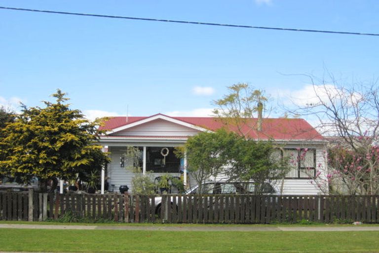Photo of property in 99 College Road, Edgecumbe, 3120