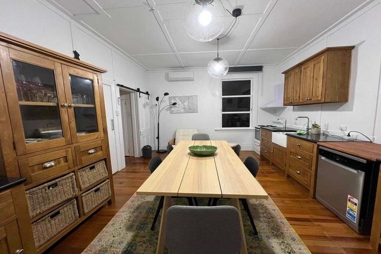 Photo of property in 32-34 Majoribanks Street, Mount Victoria, Wellington, 6011