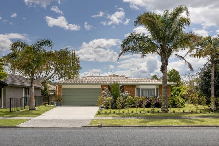 Photo of property in 5 Links View Drive, Omokoroa, 3114