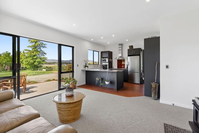 Photo of property in 5 Ironview Lane, Wanaka, 9382