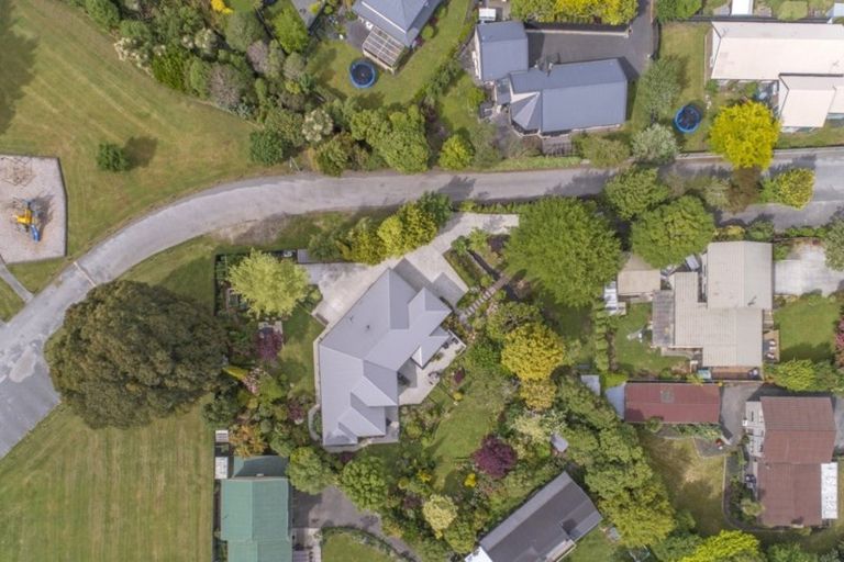 Photo of property in 684 Main North Road, Belfast, Christchurch, 8051