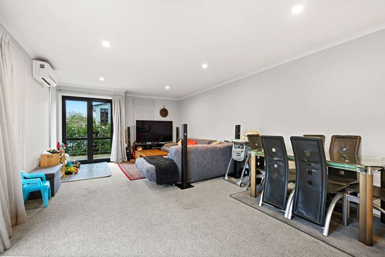 Photo of property in 1/3 Charlemont Street, Whitiora, Hamilton, 3200