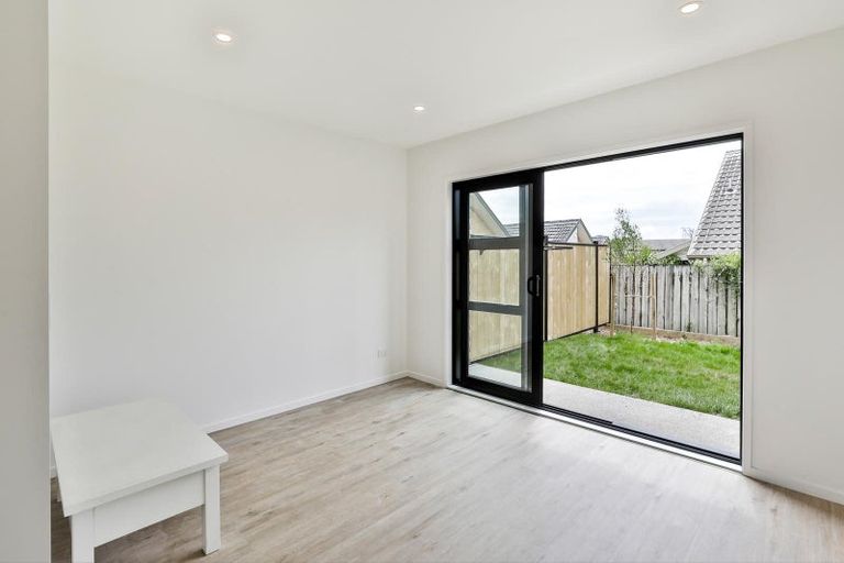 Photo of property in 150b Mcleod Road, Te Atatu South, Auckland, 0610