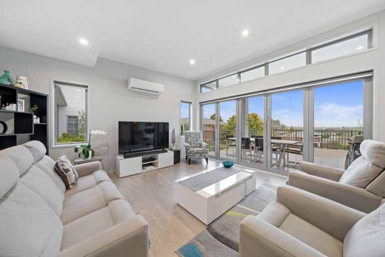 Photo of property in 2 Stonedale Drive, Pukekohe, 2120