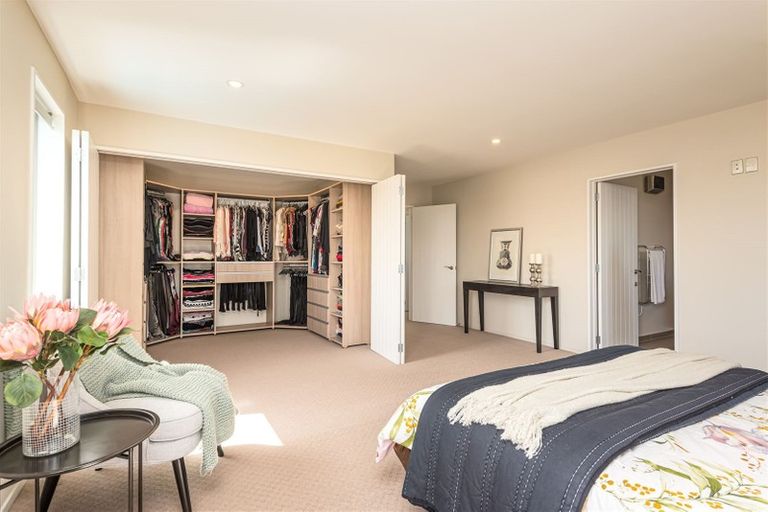 Photo of property in 64 Westpark Drive, Burnside, Christchurch, 8053