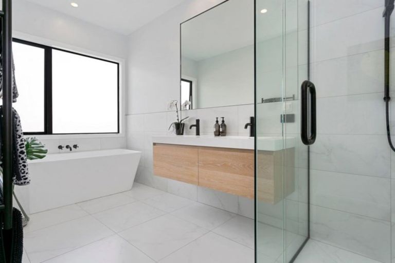 Photo of property in 3 Alan Livingston Drive, Cambridge, 3434