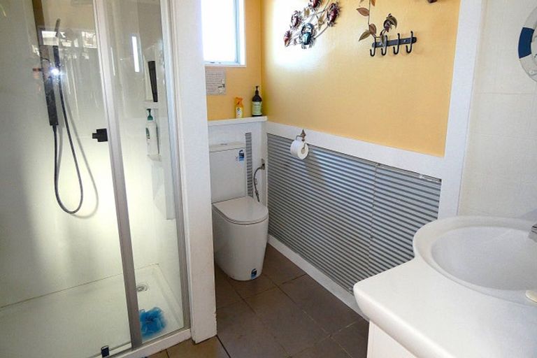 Photo of property in 123 Queen Street, Westport, 7825