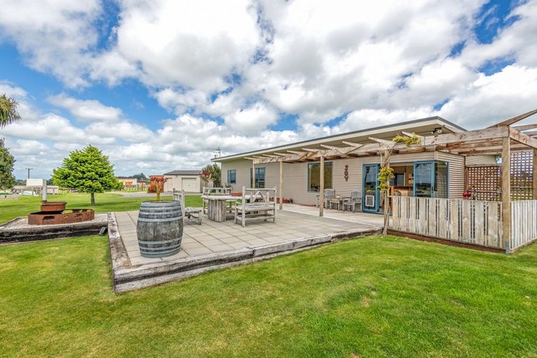 Photo of property in 47 Viles Road, Bulls, 4894