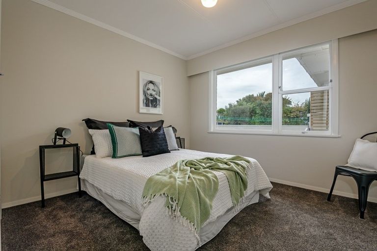 Photo of property in 5 Sutherland Crescent, Westbrook, Palmerston North, 4412