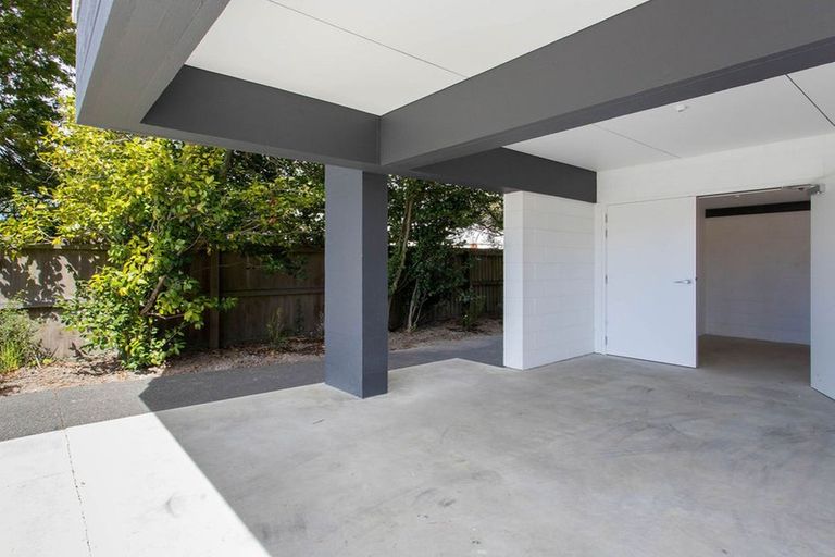 Photo of property in 2/63 Papanui Road, Merivale, Christchurch, 8014