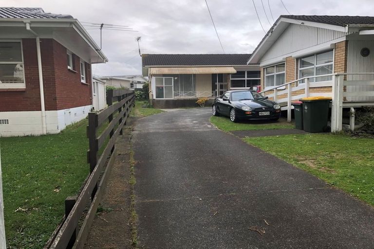 Photo of property in 2/4 Lupton Road, Manurewa, Auckland, 2102