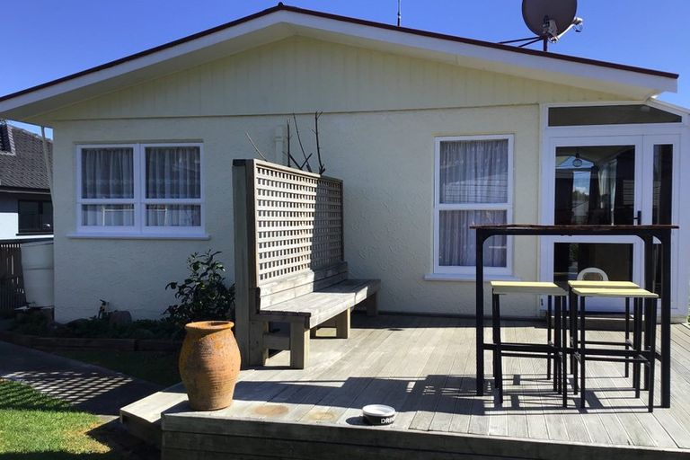 Photo of property in 2/1 Titoki Street, Stoke, Nelson, 7011