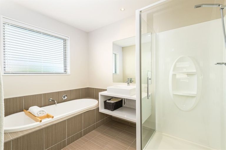 Photo of property in 64 Westpark Drive, Burnside, Christchurch, 8053