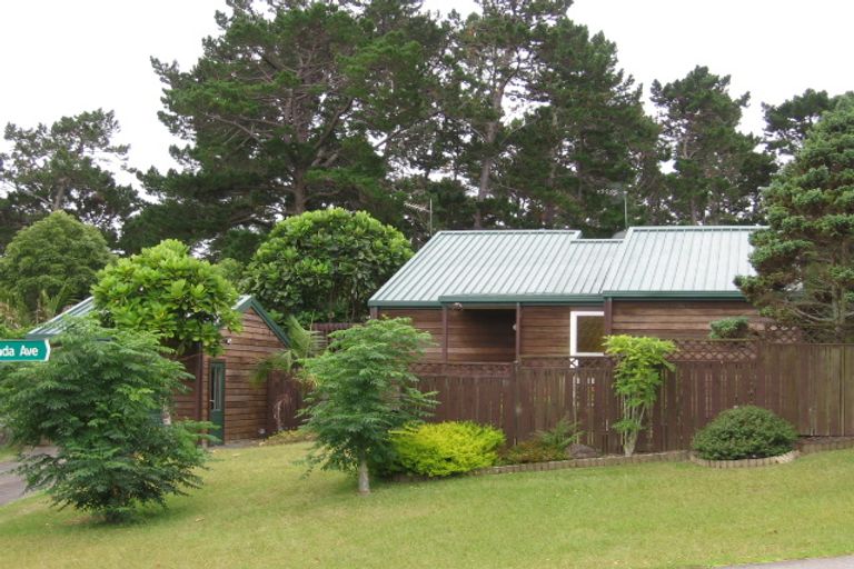 Photo of property in 29 Jacaranda Avenue, Beach Haven, Auckland, 0626