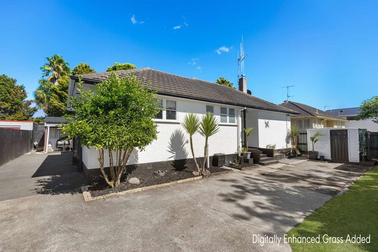 Photo of property in 51 Kenney Crescent, Fairfield, Hamilton, 3214