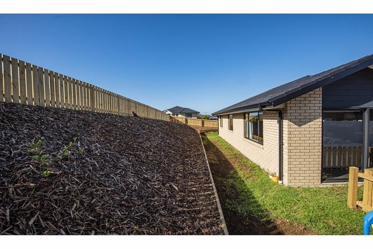 Photo of property in 2 Suncrest Lane, Port Whangarei, Whangarei, 0110