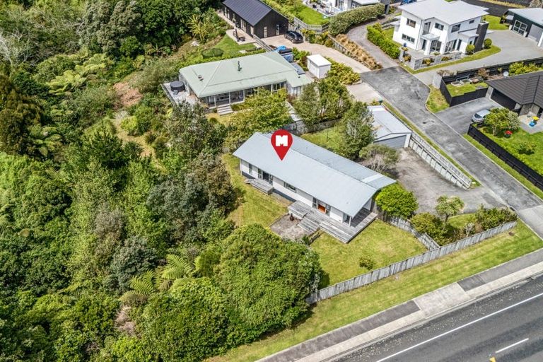 Photo of property in 1185 South Road, Oakura, 4314