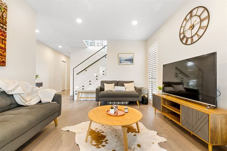 Photo of property in 19 Hangar Lane, Whenuapai, Auckland, 0618