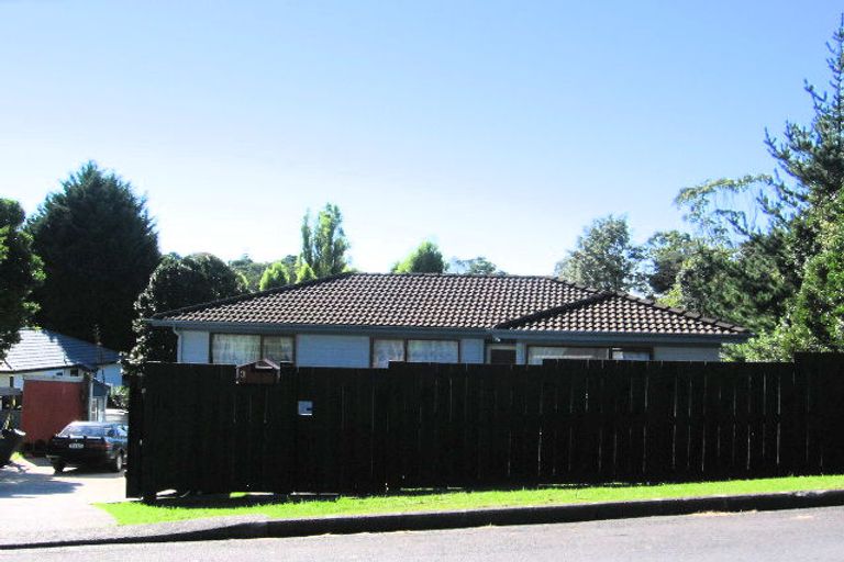 Photo of property in 3 Annison Avenue, Glen Eden, Auckland, 0602