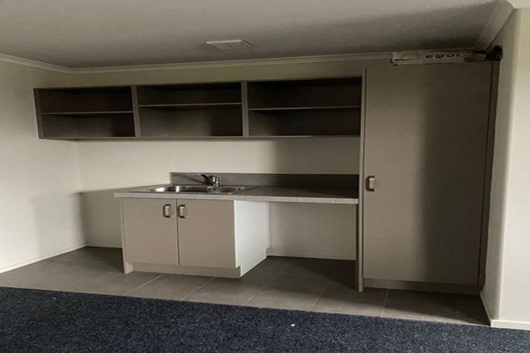 Photo of property in 10 Bradwell Crescent, Halswell, Christchurch, 8025