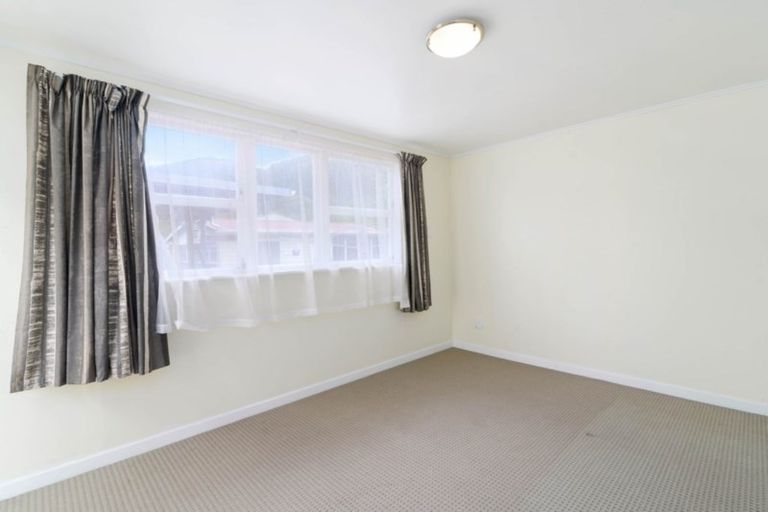 Photo of property in 37 Fairview Road, Western Heights, Rotorua, 3015