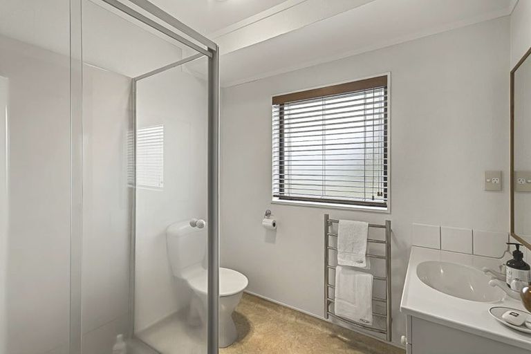 Photo of property in 44 Hadleigh Court, Paraparaumu, 5032