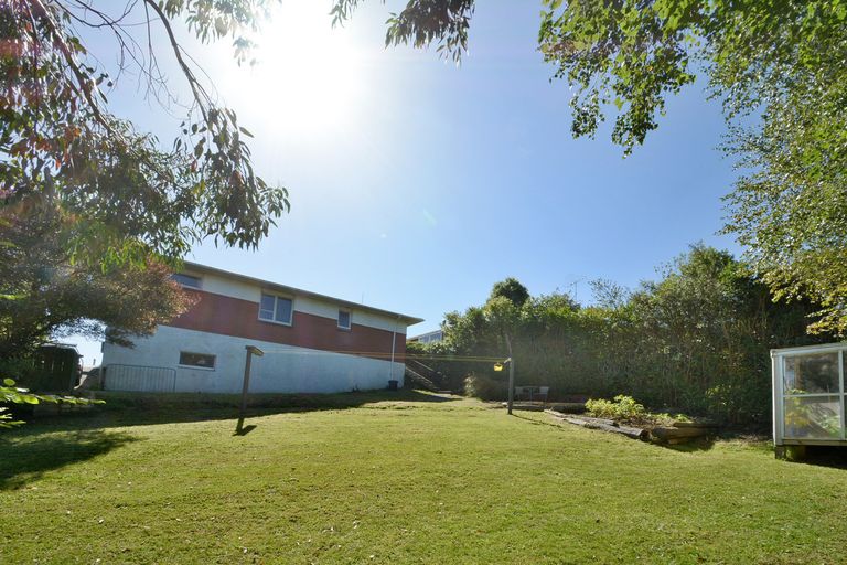 Photo of property in 15 Bell Crescent, Concord, Dunedin, 9018