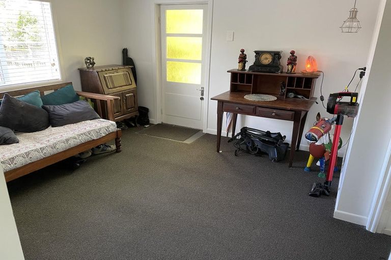 Photo of property in 19 Church Street, Northcote Point, Auckland, 0627