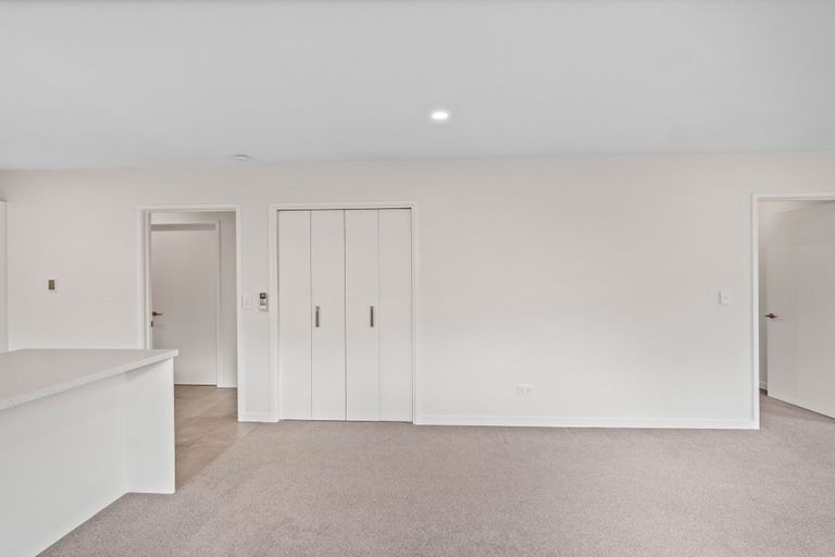 Photo of property in 33 Robert Duncan Road, Belfast, Christchurch, 8051