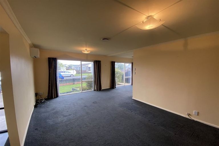 Photo of property in 38 Kuaka Crescent, Bromley, Christchurch, 8062