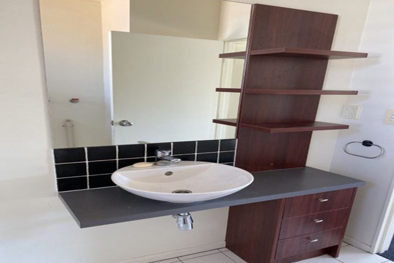 Photo of property in 37/21 Armoy Drive, East Tamaki, Auckland, 2016