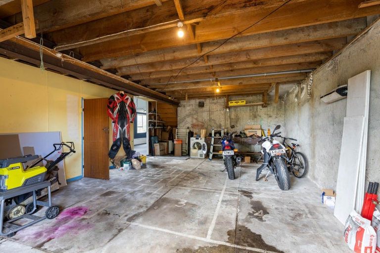 Photo of property in 5h Pembroke Street, Westown, New Plymouth, 4310