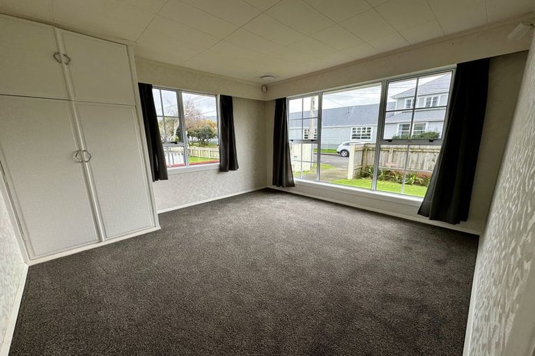 Photo of property in 60 Dyer Street, Epuni, Lower Hutt, 5011