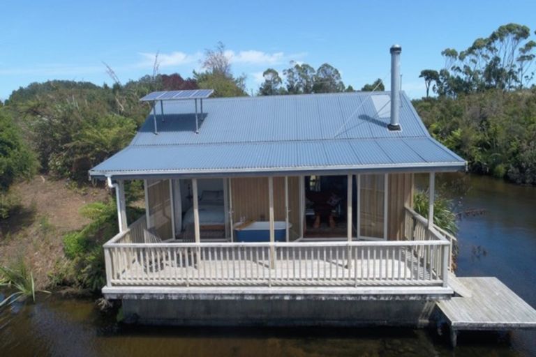Photo of property in 348 Virgin Flat Road, Virgin Flat, Cape Foulwind, 7892