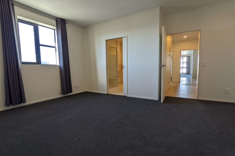 Photo of property in Maddison Apartments, 3/6e Queen Street, Palmerston North, 4410